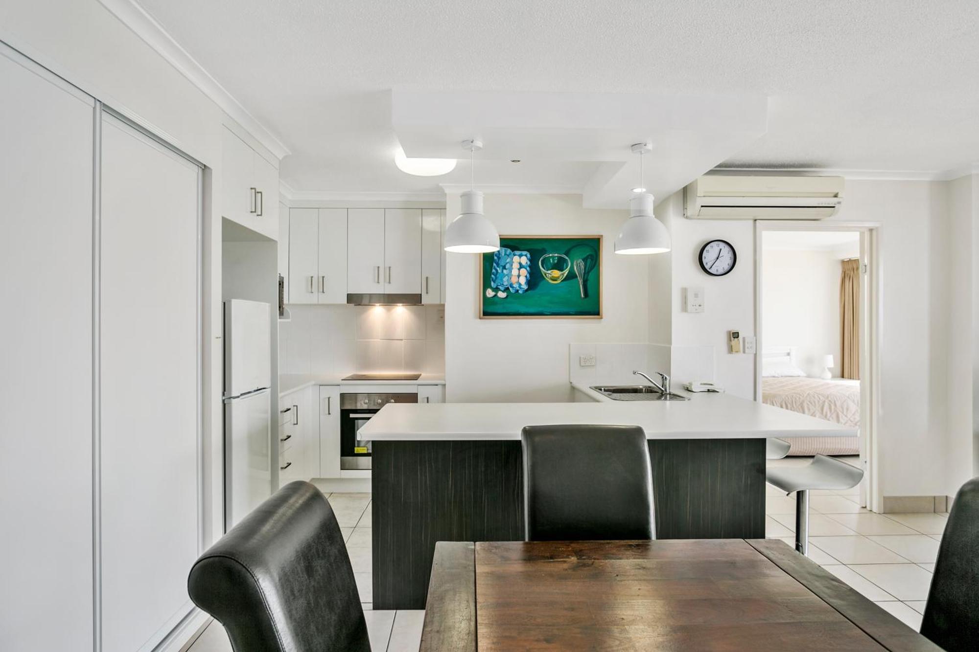 Surfers Beachside Holiday Apartments Gold Coast Rom bilde