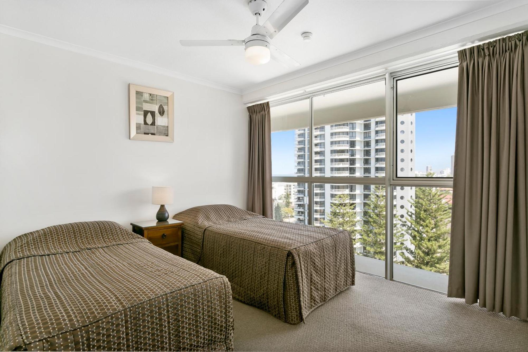 Surfers Beachside Holiday Apartments Gold Coast Rom bilde