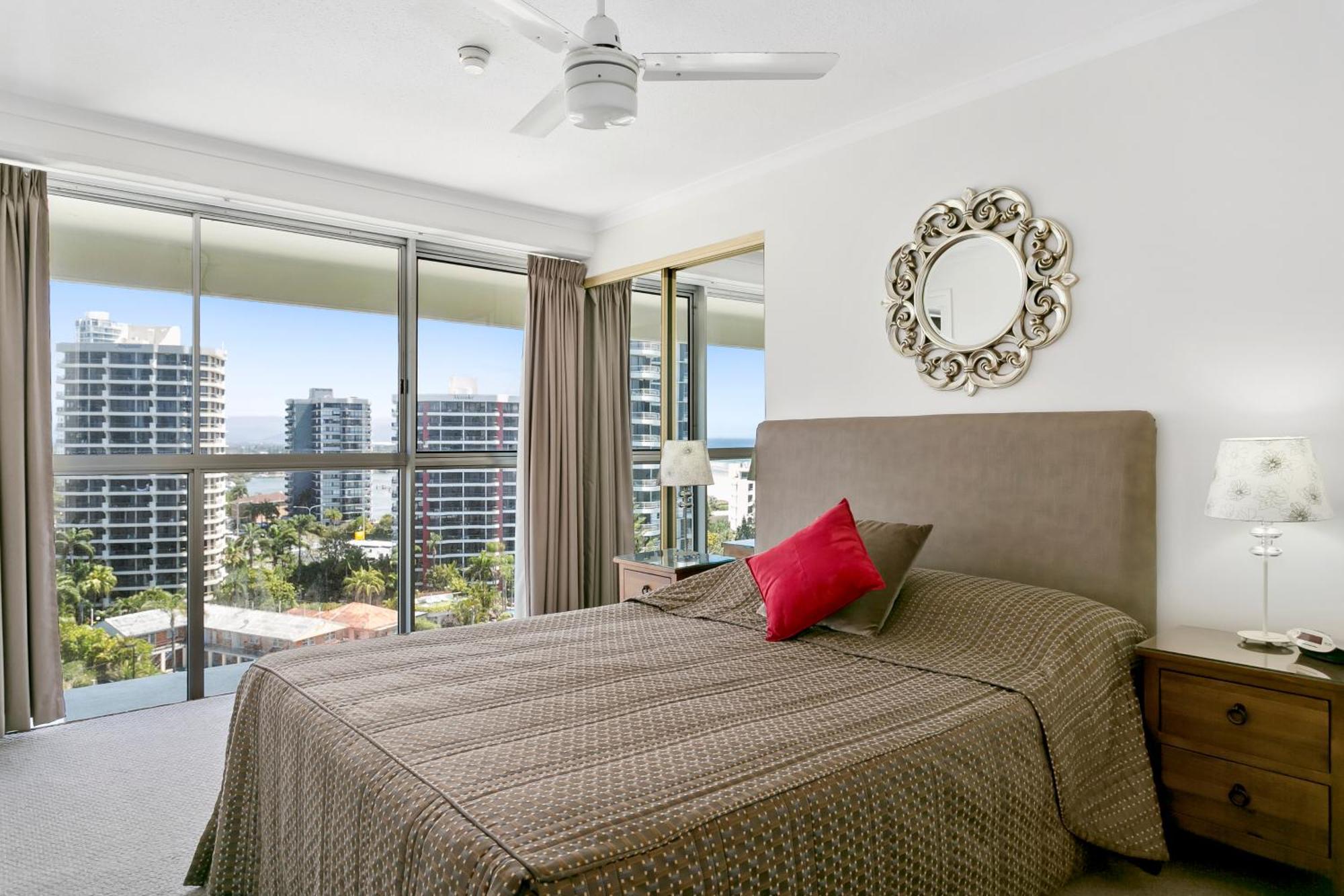 Surfers Beachside Holiday Apartments Gold Coast Rom bilde